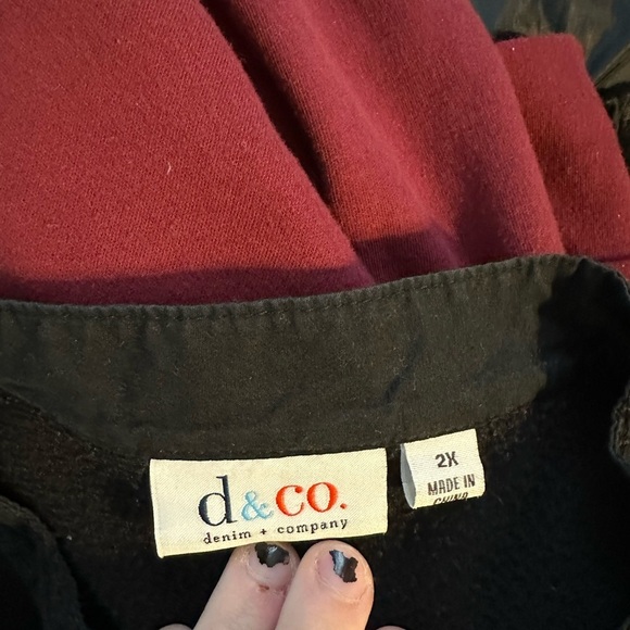 Denim & Co Black Fleece 2X Plain Long Sleeve V Neck - Picture 4 of 4